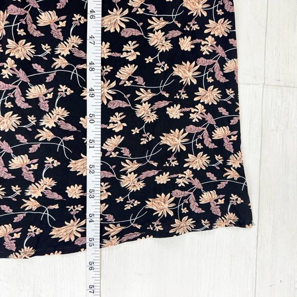 Natural Life Sophia Wrap Midi Dress Size Medium Black Leaf Print Boho Elegant - Picture 14 of 16